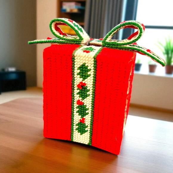 Vintage Needle Point Christmas Tissue Box Cover - Picture 2 of 5